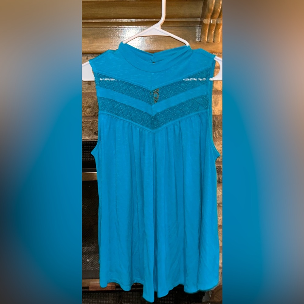 Sleeveless blouse